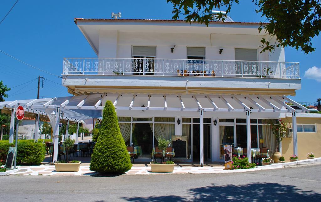 Polizotou Rooms Skala Sotiros Oda fotoğraf